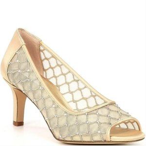 NWT Alex Marie Bessika Rhinestone Detail Peep-Toe Mesh Pumps
